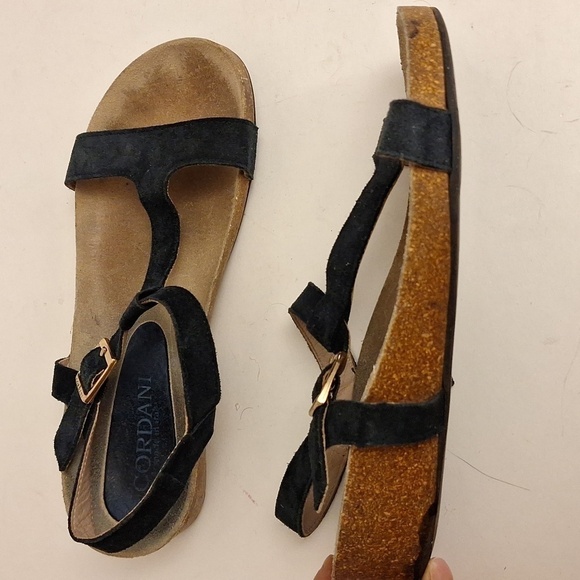 Cordani Black Strappy Suede Leather Chunky Platform Wedge Thong Sandals Size 8.5 - Picture 2 of 7